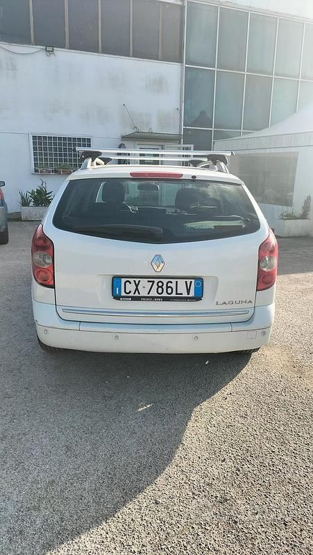 Usata Renault Laguna GrandTour 140 CV (102 kW) 2005 Bianco Station wagon