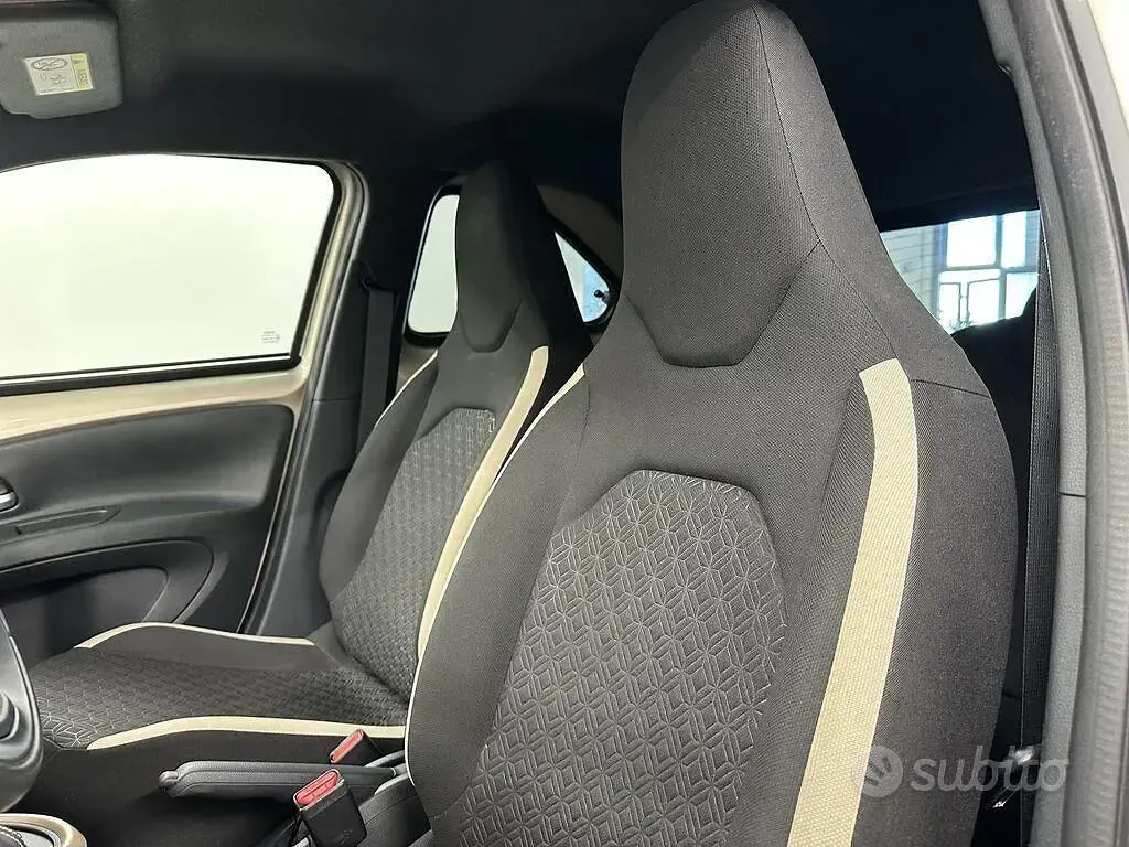 Usata Toyota Aygo X Trend 72 CV (52 kW) 2023 SUV