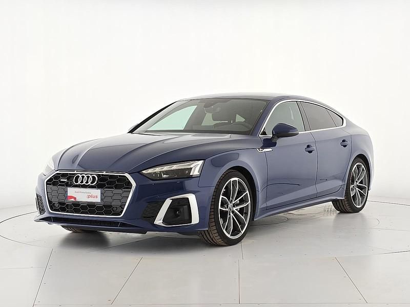 Usata Audi A5 Sportback S-Line 204 CV (150 kW) 2024 Blu/azzurro Utilitaria