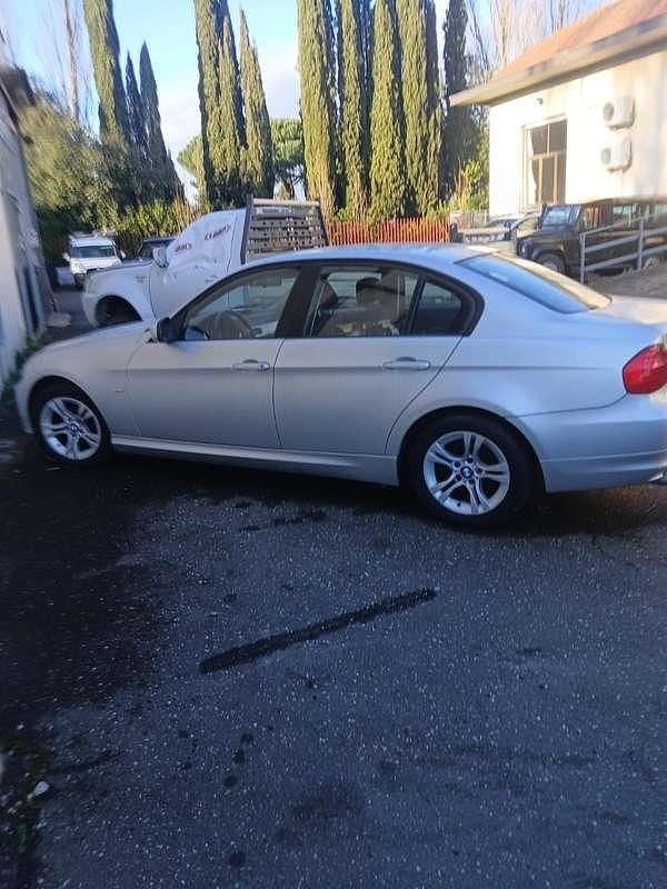 Usata BMW 320 224 CV (164 kW) 2009 Argento Berlina