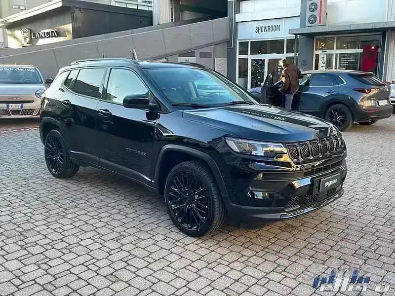 Usata Jeep Compass 131 CV (96 kW) 2022 Nero SUV