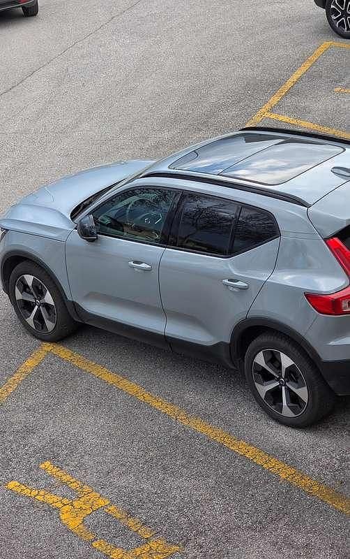 Usata Volvo XC40 Ultimate 163 CV (119 kW) 2023 Grigio SUV