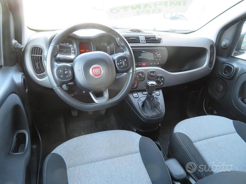 Usata Fiat Panda Lounge 69 CV (50 kW) 2018 Grigio Utilitaria
