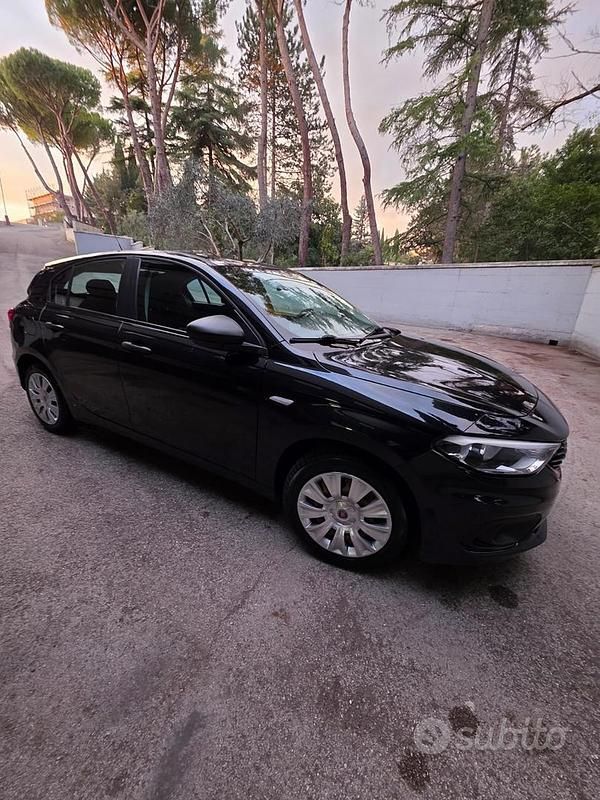 Usata Fiat Tipo 120 CV (88 kW) 2017 Berlina