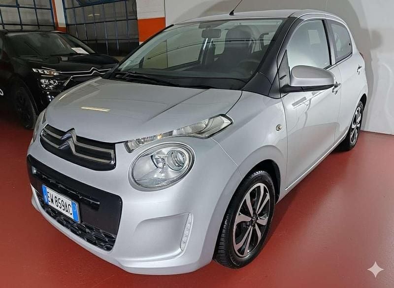 Grigio Usata 2014 Citroën C1 Shine Due volumi | 5950 € (Buon prezzo) - Immagine 1/4