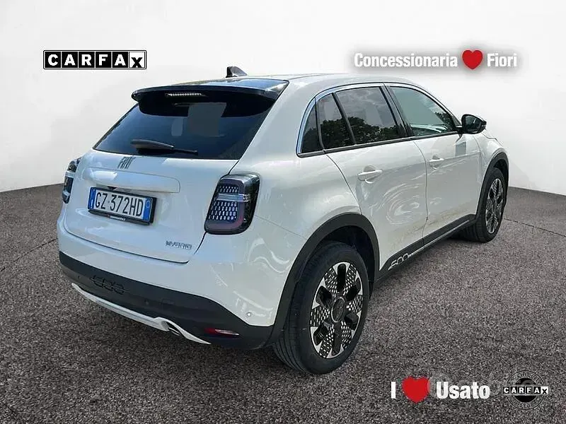 Usata Fiat 600 La Prima 110 CV (80 kW) 2025 Bianco SUV