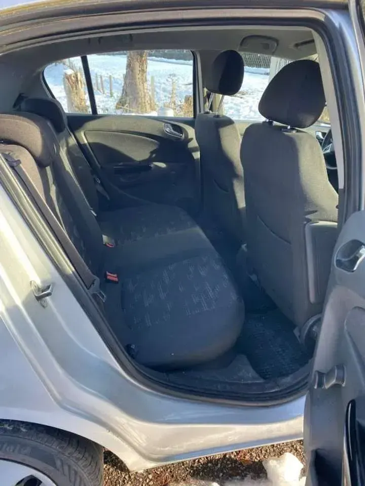 Usata Opel Corsa 86 CV (63 kW) 2011 Grigio Utilitaria