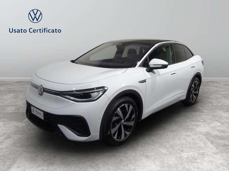 Usata VW ID.5 Pro Performance 150 kW (204 CV) 2022 Glacier white metallizzato nero SUV