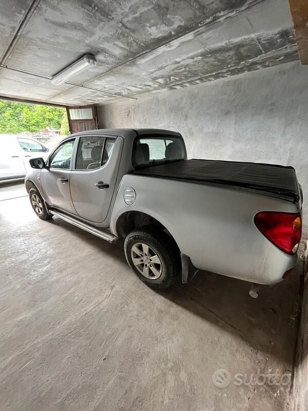 Usata Mitsubishi L200 167 CV (122 kW) 2008 Pick-up