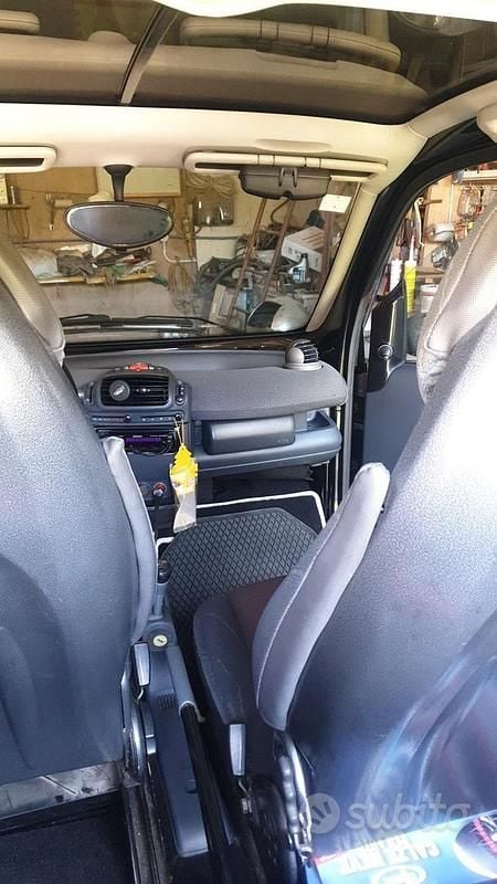 Usata Smart ForTwo Coupé 61 CV (44 kW) 2004 Nero Coupé