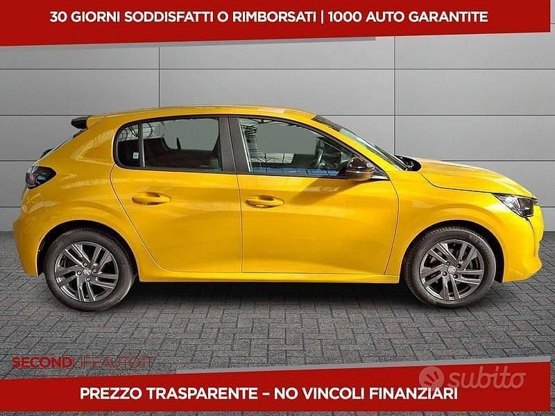 Usata Peugeot 208 Active 101 CV (74 kW) 2022 Giallo Utilitaria