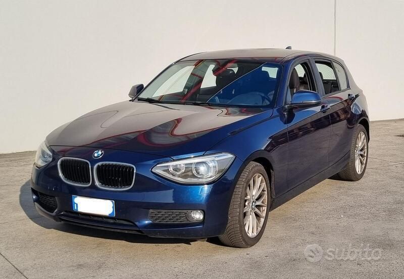 Usata BMW 118 143 CV (105 kW) 2014 Blu Utilitaria