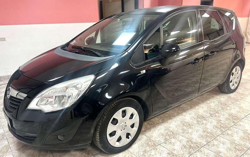 Usata Opel Meriva 90 CV (66 kW) 2013 Other Monovolume