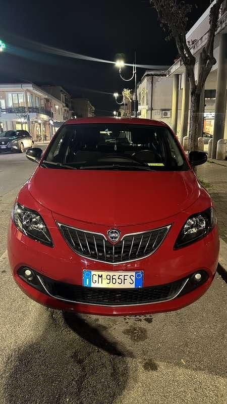 Usata Lancia Ypsilon S 69 CV (50 kW) 2023 Rosso Utilitaria