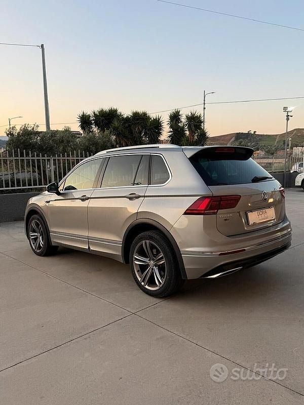 Usata VW Tiguan Executive 240 CV (176 kW) 2017 Grigio SUV