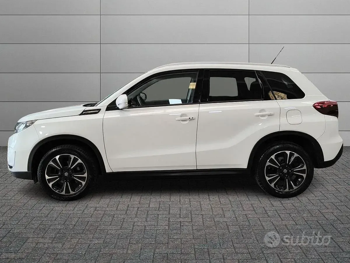 Usata Suzuki Vitara 129 CV (94 kW) 2020 Bianco SUV