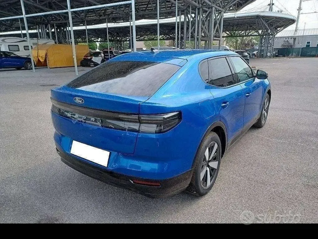 Usata Ford Capri Extended Range 210 kW (286 CV) 2025 Blu SUV
