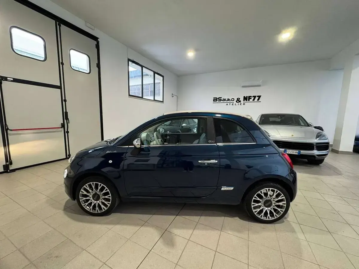 Usata Fiat 500C Dolcevita 69 CV (50 kW) 2023 Blu dipinto di blu Cabrio