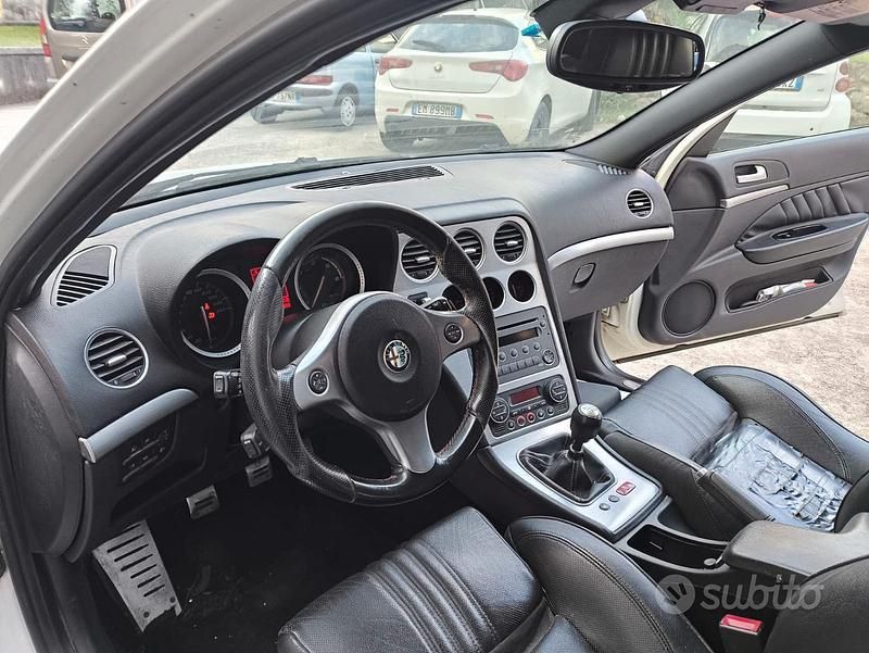 Usata Alfa Romeo 159 Ti 170 CV (125 kW) 2009 Bianco Berlina