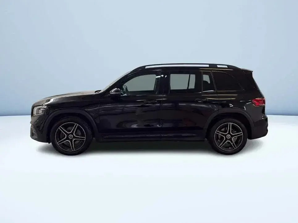 Usata Mercedes GLB180 Premium 116 CV (85 kW) 2023 Nero SUV