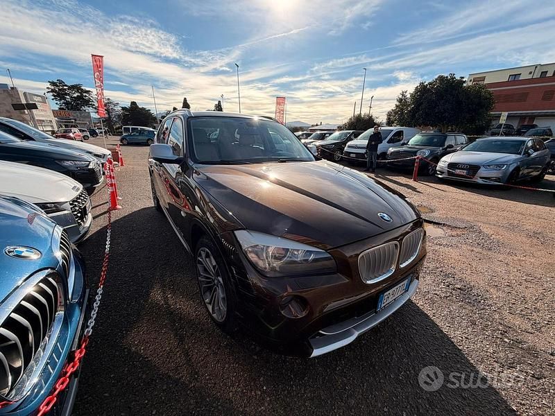 Usata BMW X1 177 CV (130 kW) 2010 Marrone SUV