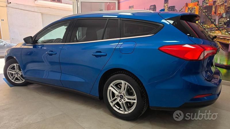 Usata Ford Focus 120 CV (88 kW) 2020 Blu Station wagon