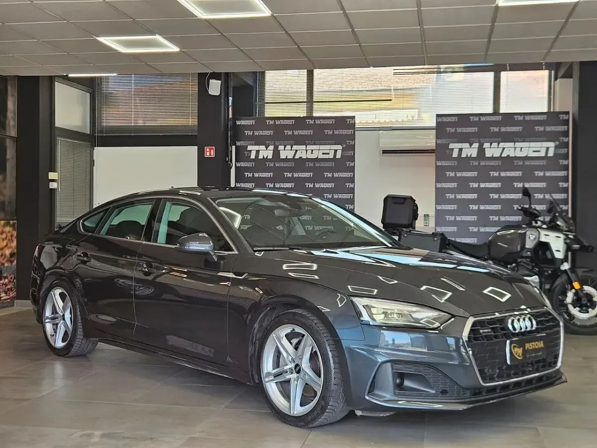 Usata Audi A5 Ambiente 204 CV (150 kW) 2022 Grigio Coupé