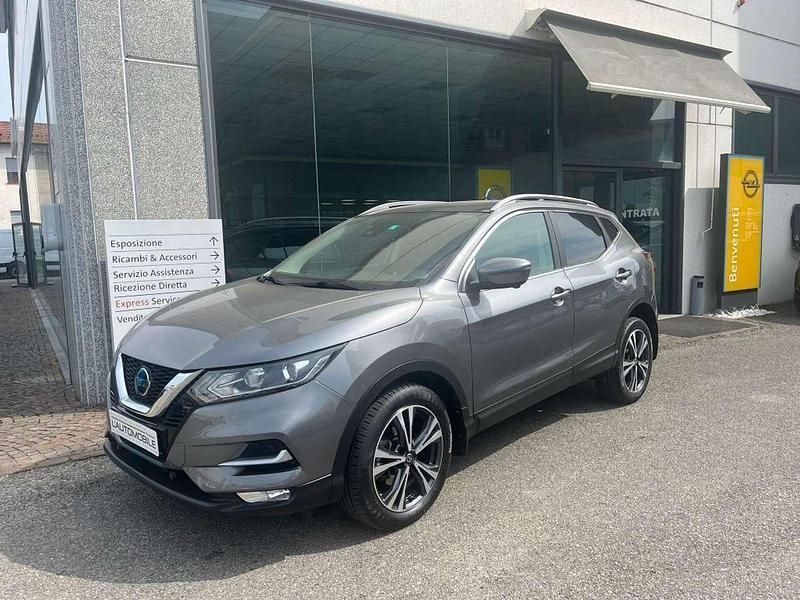 Usata Nissan Qashqai N-Connecta 140 CV (102 kW) 2019 Grigio scuro met SUV