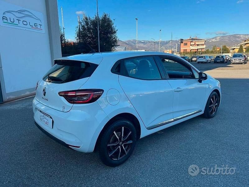 Usata Renault Clio V Zen 86 CV (63 kW) 2020 Bianco Berlina