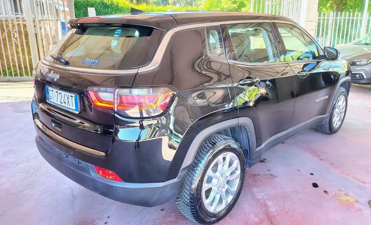 Usata Jeep Compass Summit 131 CV (96 kW) 2024 Nero SUV
