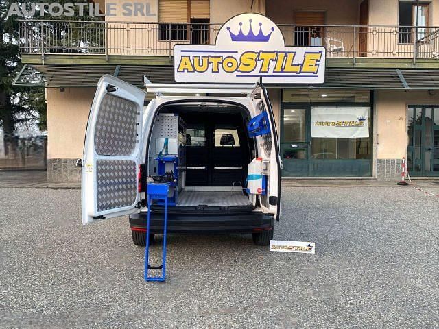 Usata VW Caddy 122 CV (89 kW) 2017 Bianco Monovolume