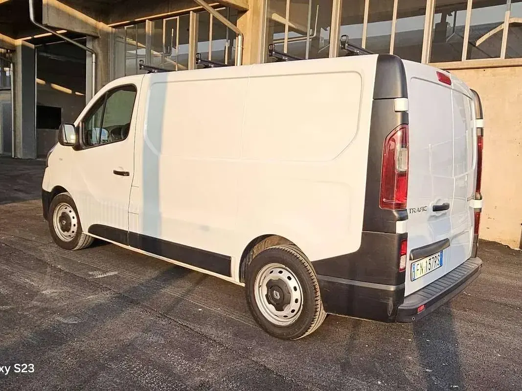 Usata Renault Trafic 121 CV (88 kW) 2018 Bianco Monovolume