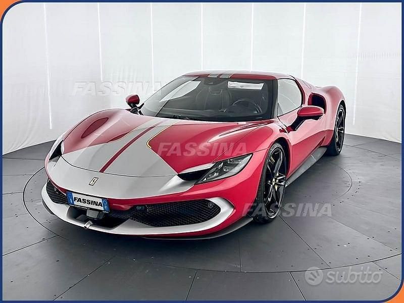 Nuova Ferrari 296 829 CV (609 kW) 2025 Rosso Coupé