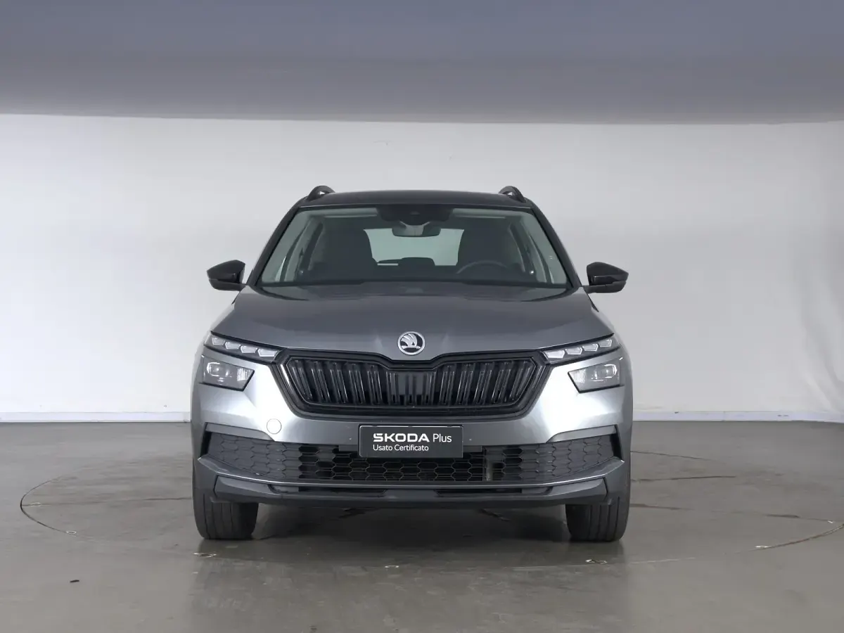 Usata Skoda Kamiq Style 110 CV (80 kW) 2023 Grigio graphite metallizzato SUV