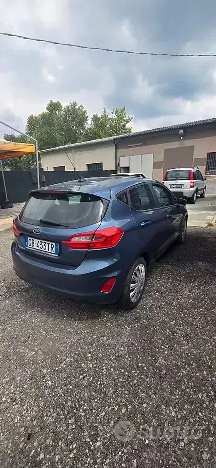 Usata Ford Fiesta 75 CV (55 kW) 2020 Bluazzurro Utilitaria