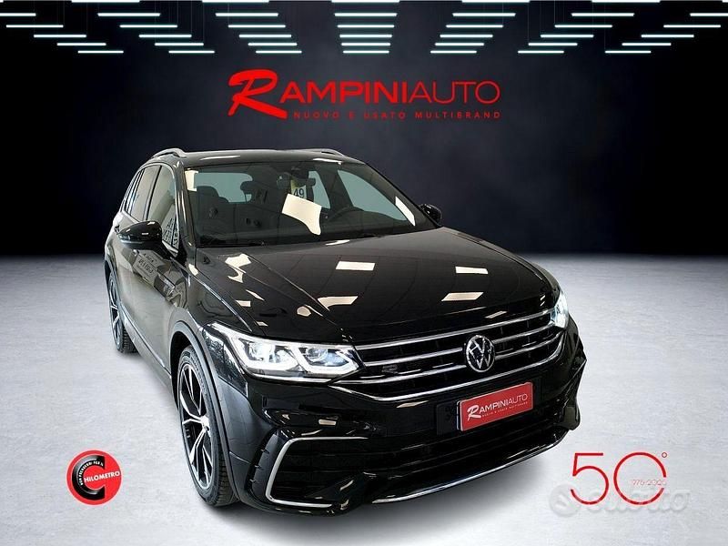 Usata VW Tiguan R-line 150 CV (110 kW) 2022 Nero SUV