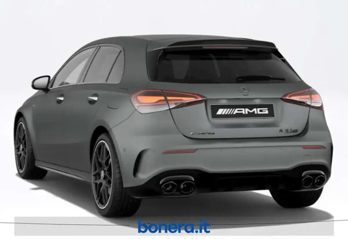 Nuova Mercedes A45 AMG Premium 421 CV (309 kW) 2026 Grigio montagna magno manufakt Utilitaria