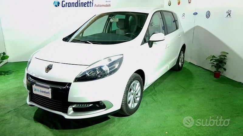 Usata Renault Scénic III XMOD 110 CV (80 kW) 2013 Bianco Monovolume