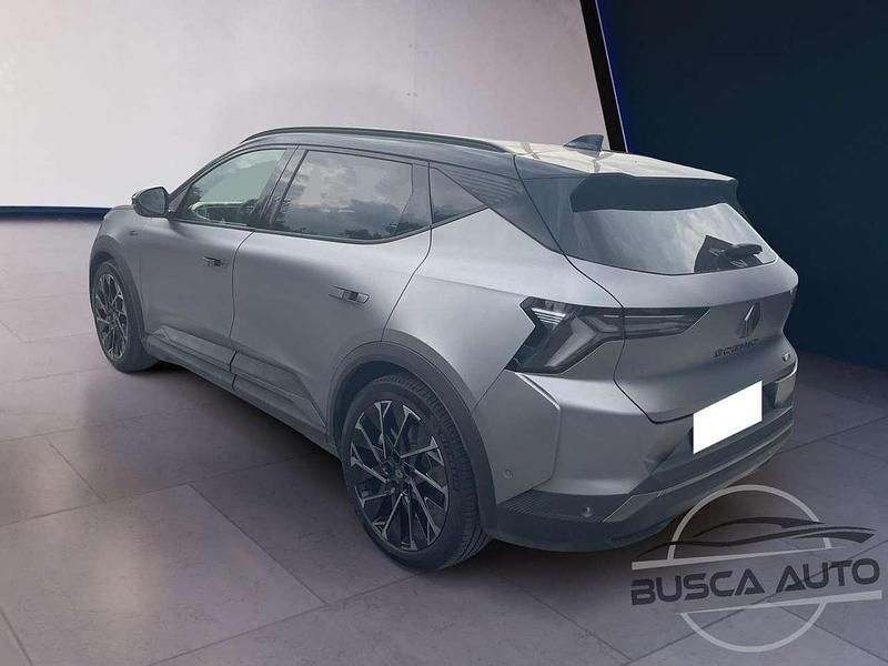 Usata Renault Scénic 55 kW (75 CV) 2024 Grigio Monovolume