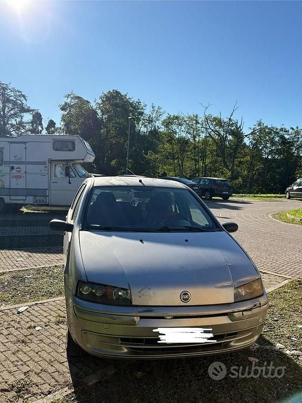 Usata Fiat Punto 2002 Grigio Berlina