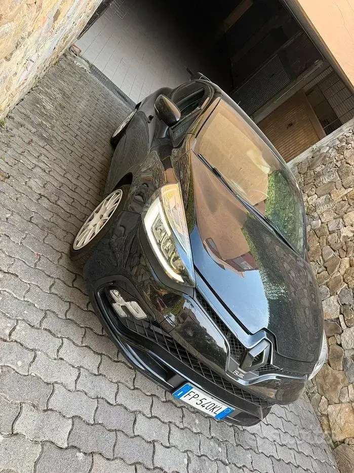 Usata Renault Clio IV Trophy 220 CV (161 kW) 2018 Nero Berlina
