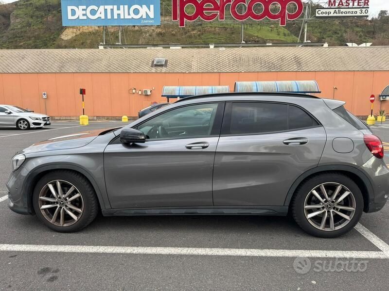 Occasion Mercedes GLA200 Premium 136 ch (100 kW) 2018 Gris SUV