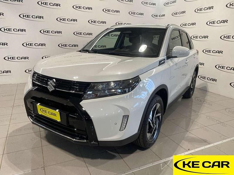 Usata Suzuki Vitara 110 CV (80 kW) 2025 Bianco SUV