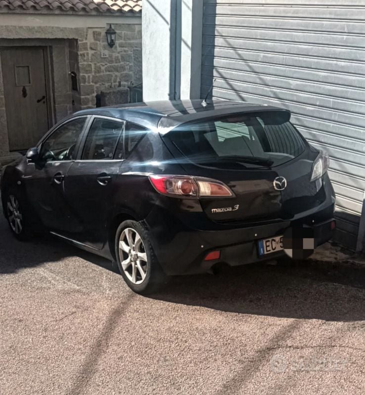 Usata Mazda 3 Active 109 CV (80 kW) 2010 Nero Berlina