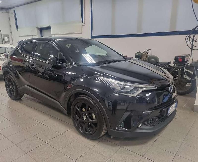 Usata Toyota C-HR Lounge 98 CV (72 kW) 2018 SUV