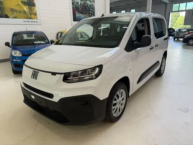 Nuova Fiat Doblò 102 CV (75 kW) 2026 Bianco Monovolume