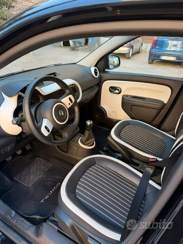 Usata Renault Twingo 65 CV (47 kW) 2019 Utilitaria