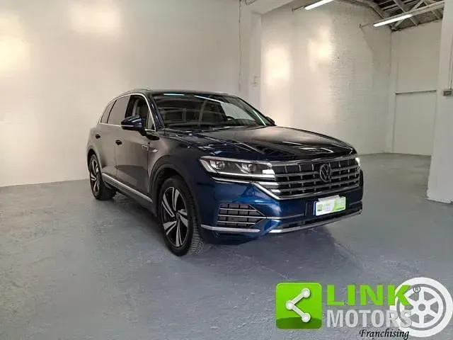 Usata VW Touareg Elegance 231 CV (169 kW) 2022 Blu SUV