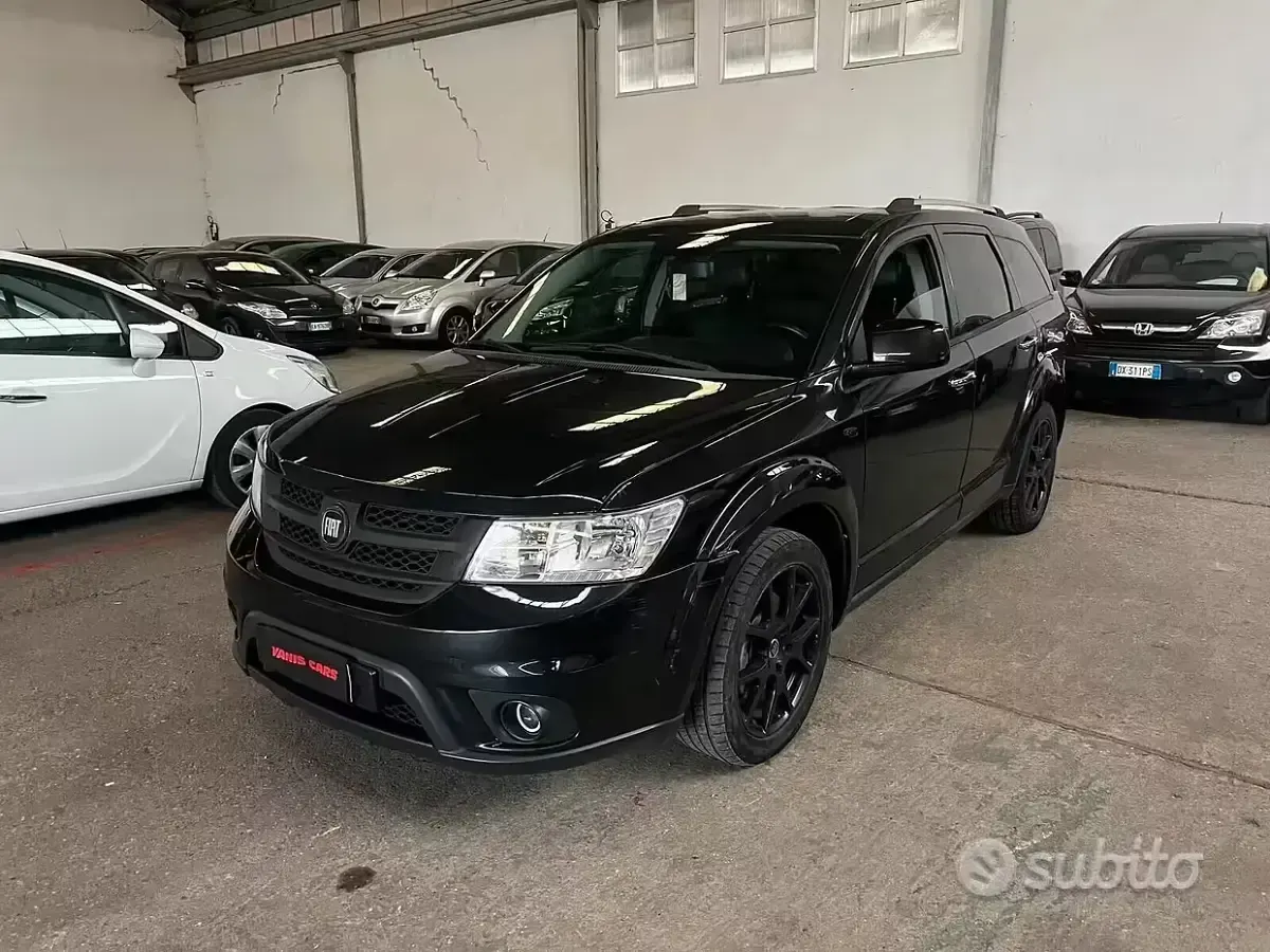 Usata Fiat Freemont 140 CV (102 kW) 2015 Nero SUV