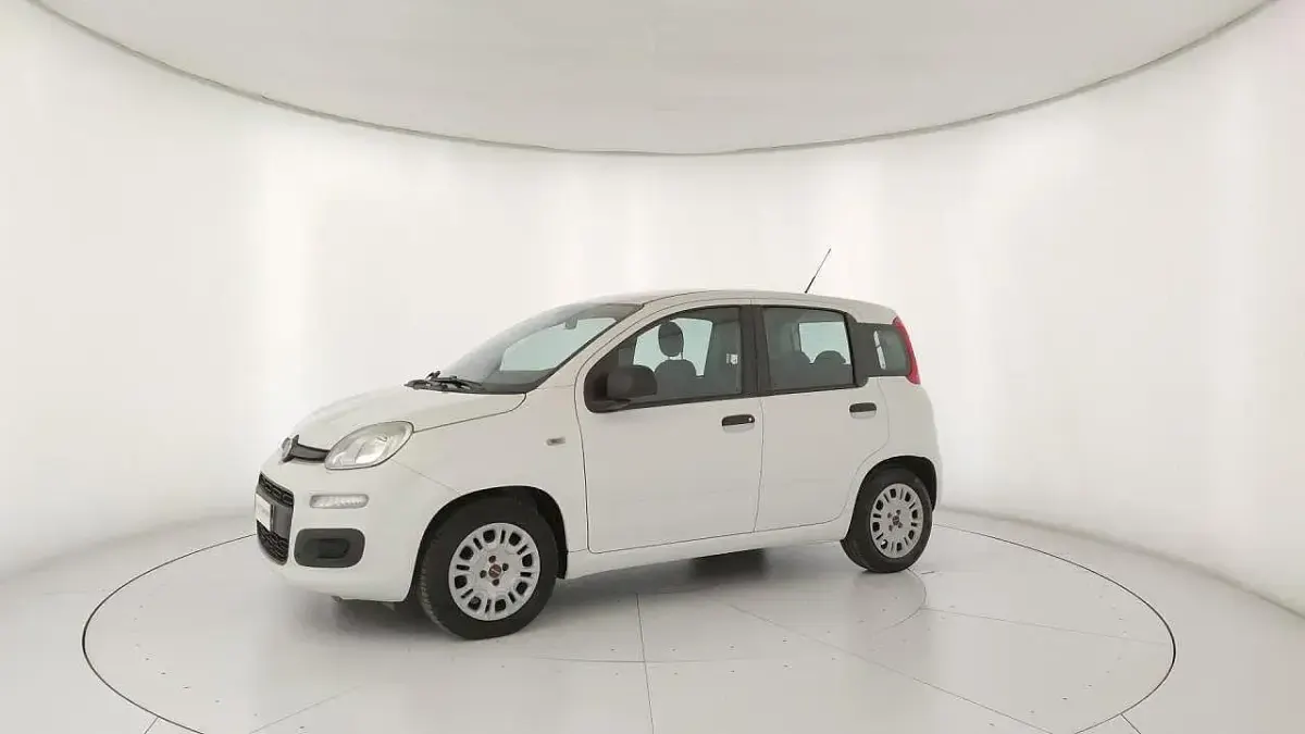 Usata Fiat Panda Easy 69 CV (50 kW) 2018 Bianco Utilitaria